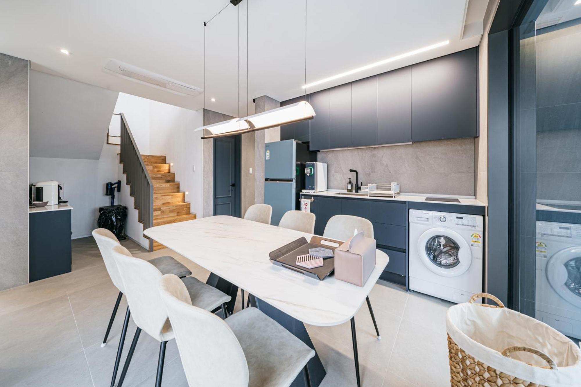 Ddosi Aewol Pool Villa Чеджу Екстериор снимка
